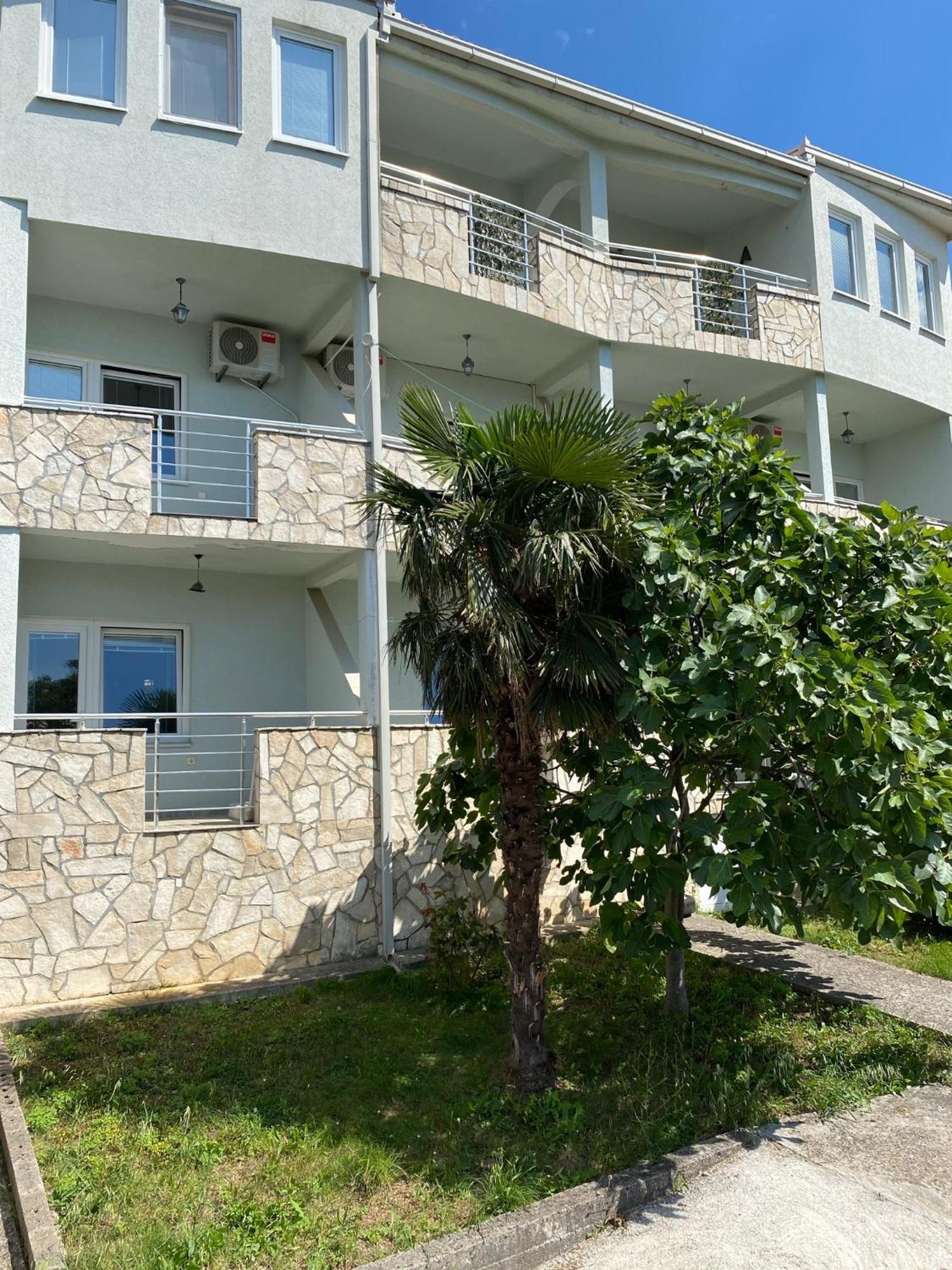 Apartments Vila Kurtagic Dobra Voda Eksteriør bilde