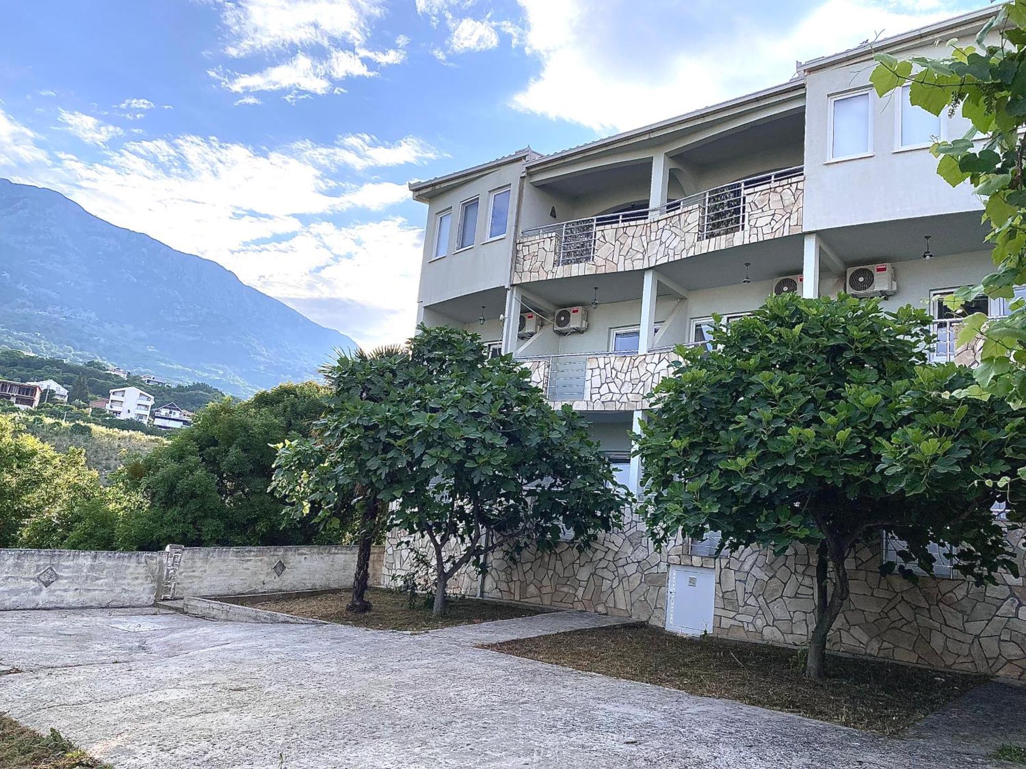 Apartments Vila Kurtagic Dobra Voda Eksteriør bilde